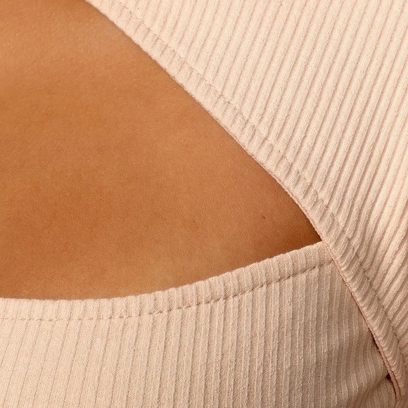 NEW Beige Ribbed Short Sleeve Cutout Bodysuit - Picture 6 of 6